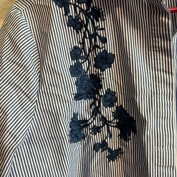 Zac and Rachel Blue Striped Button Down Shirt Size Large - Picture 7 of 11